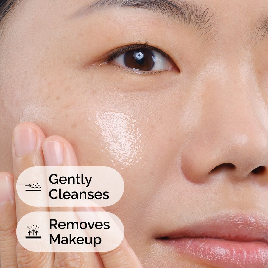 squalane-cleanser-c1 ord-squalane-cleanser-model-application-with-benefits.jpg